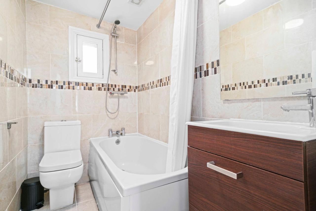 Апартаменты Central Gem Of Leamington Spa - Sleeps 5 Экстерьер фото